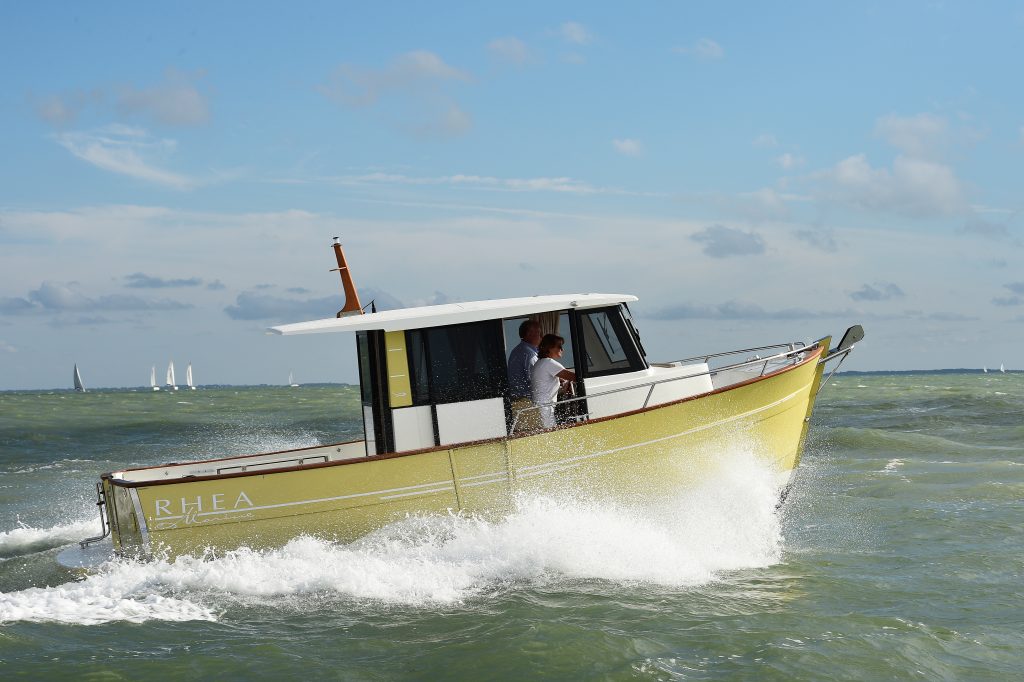 Bateau Rhea Marine 730V2